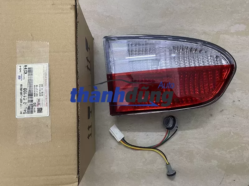 ĐÈN HẬU HYUNDAI STAREX 2000 CHÍNH HÃNG