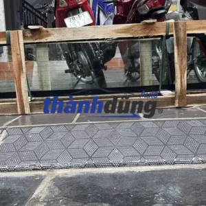 KÍNH LƯNG XE ISUZU D-MAX