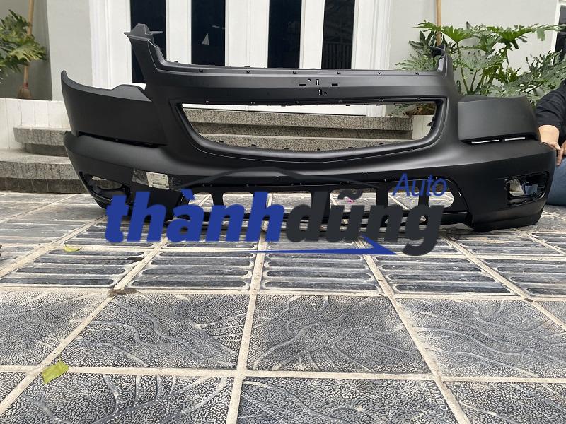 CẢN TRƯỚC CHEVROLET COLORADO 2016