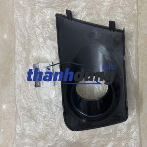 ỐP ĐÈN GẦM MITSUBISHI TRITON 2013