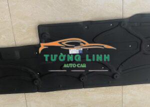 2126100608 | CHẮN BÙN GẦM MÁY TRÁI XE E250 2011