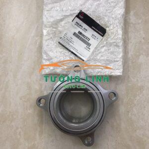 MR992372 | BI MAY Ơ TRƯỚC XE TRITON 2005
