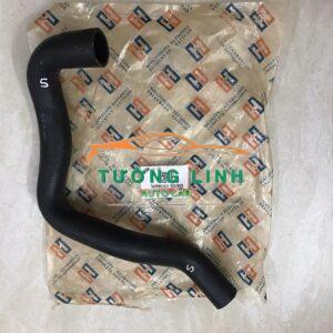 DA1D15186 | ỐNG KÉT NƯỚC TRÊN XE FORD FIESTA 2012