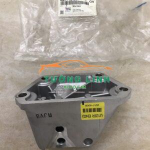 452114G430 | GIÁ BẮT CHÂN MÁY HỘP SỐ XE HYUNDAI SANTAFE 2020