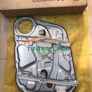 COMPA LÊN KÍNH TRƯỚC TRÁI HYUNDAI I30 CHÍNH HÃNG | 824712L001