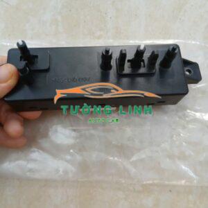 CÔNG TẮC CHỈNH GHẾ PHỤ XE KIA OPTIMA 2011-2014 | 882923S100