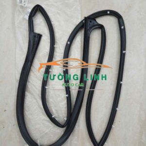 GIOĂNG CÁNH CỬA XE HYUNDAI SANTAFE 2006-2013 | 821302B000