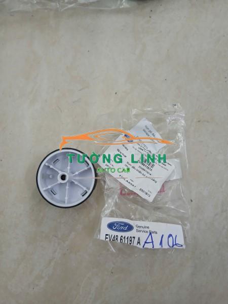 NÚM KHIỂN MÁY LẠNH GIỮA FORD ESCAPE 2009 | EV4861197A