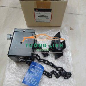 TREO LỐP DỰ PHÒNG XE MITSUBISHI ZINGER 2007-2011 | 4260A122