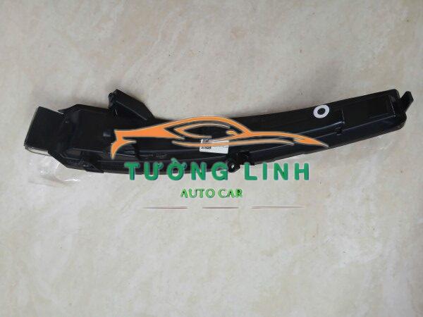 Xi nhan gương Mercedes V260 2023 | 3082824